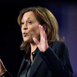 كامالا هاريس تتعهد بالضغط على إسرائيل لوقف إطلاق النار