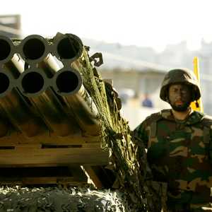 أرشيفية لعرض عسكري لحزب الله