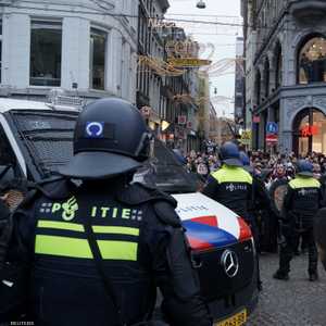 الشرطة الهولندية انتشرت في العاصمة أمستردام