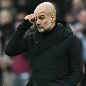 المدير الفني لمانشستر سيتي غوارديولا