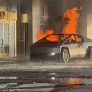 حريق بسيارة "سايبر ترك" أمام فندق ترامب في لاس فيغاس