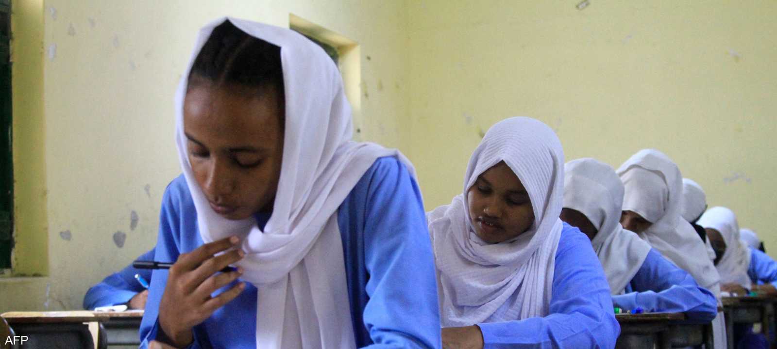 حرمان مئات الآلاف من الطلاب من امتحانات الثانوية بالسودان