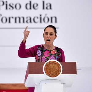 رئيسة المكسيك قالت لترامب إنها ترفض التبعية