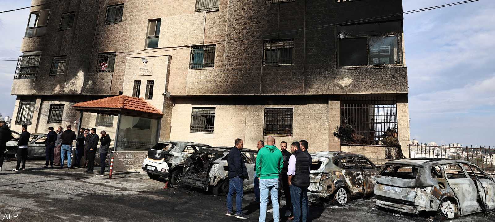 سيارات فلسطينيين تعرضت للحرق من قبل المستوطنين في الضفة