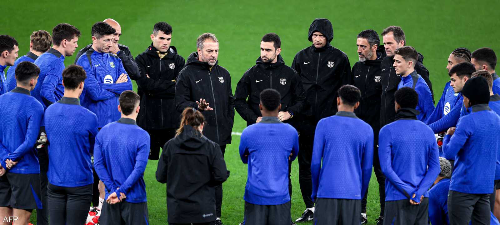 قائمة برشلونة شهدت غياب لاعبين بسبب الإصابة