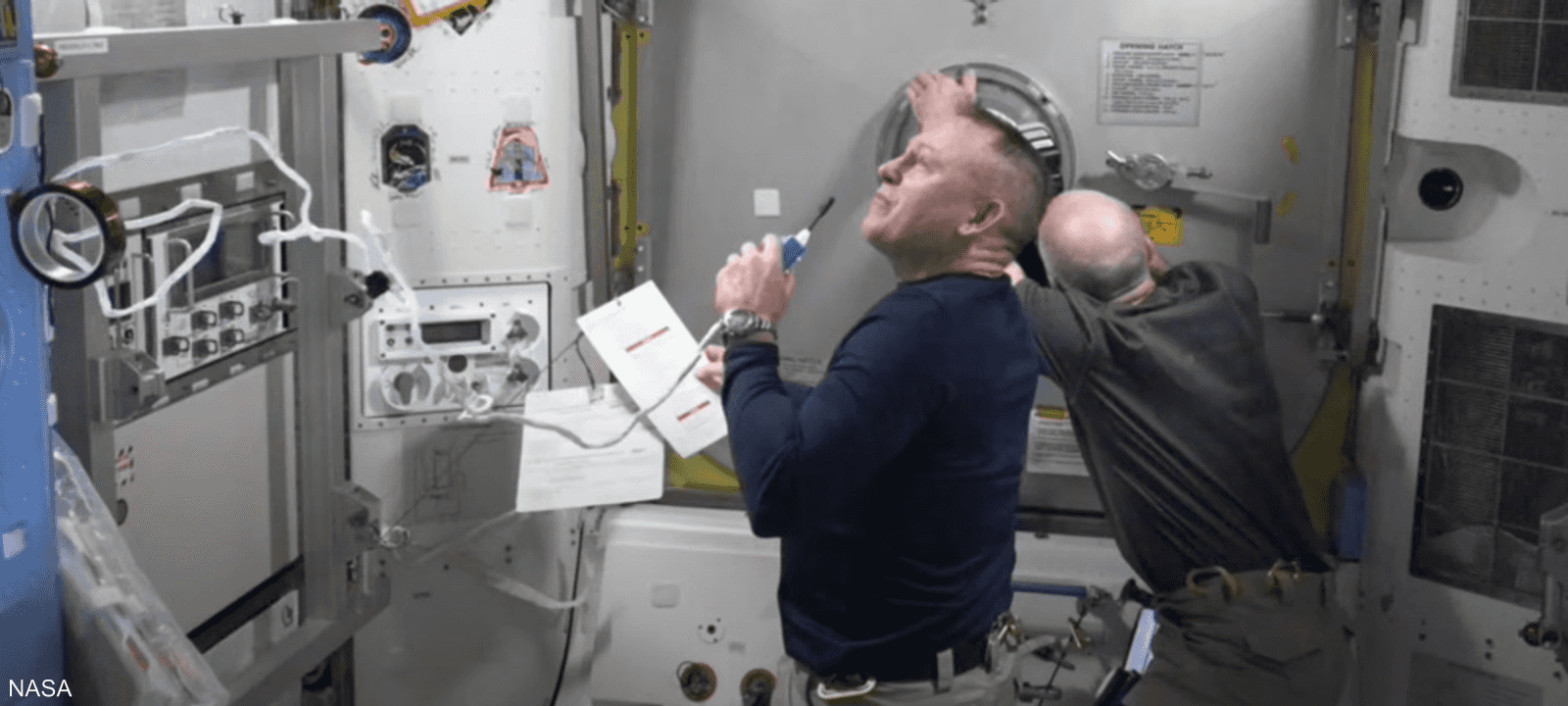 رائدي الفضاء نيك لاهاي وسوني ويليامز