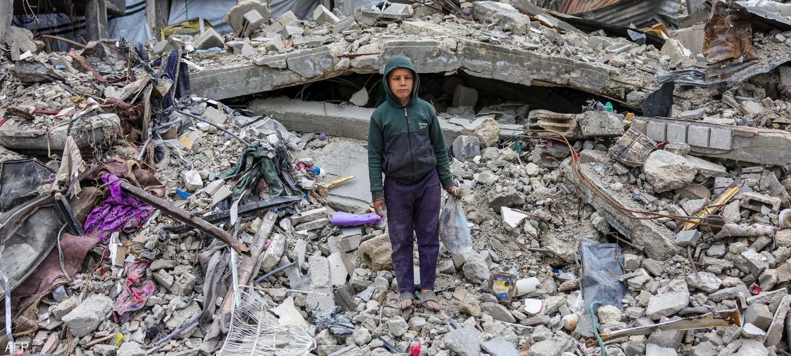 أطنان من الركام في غزة