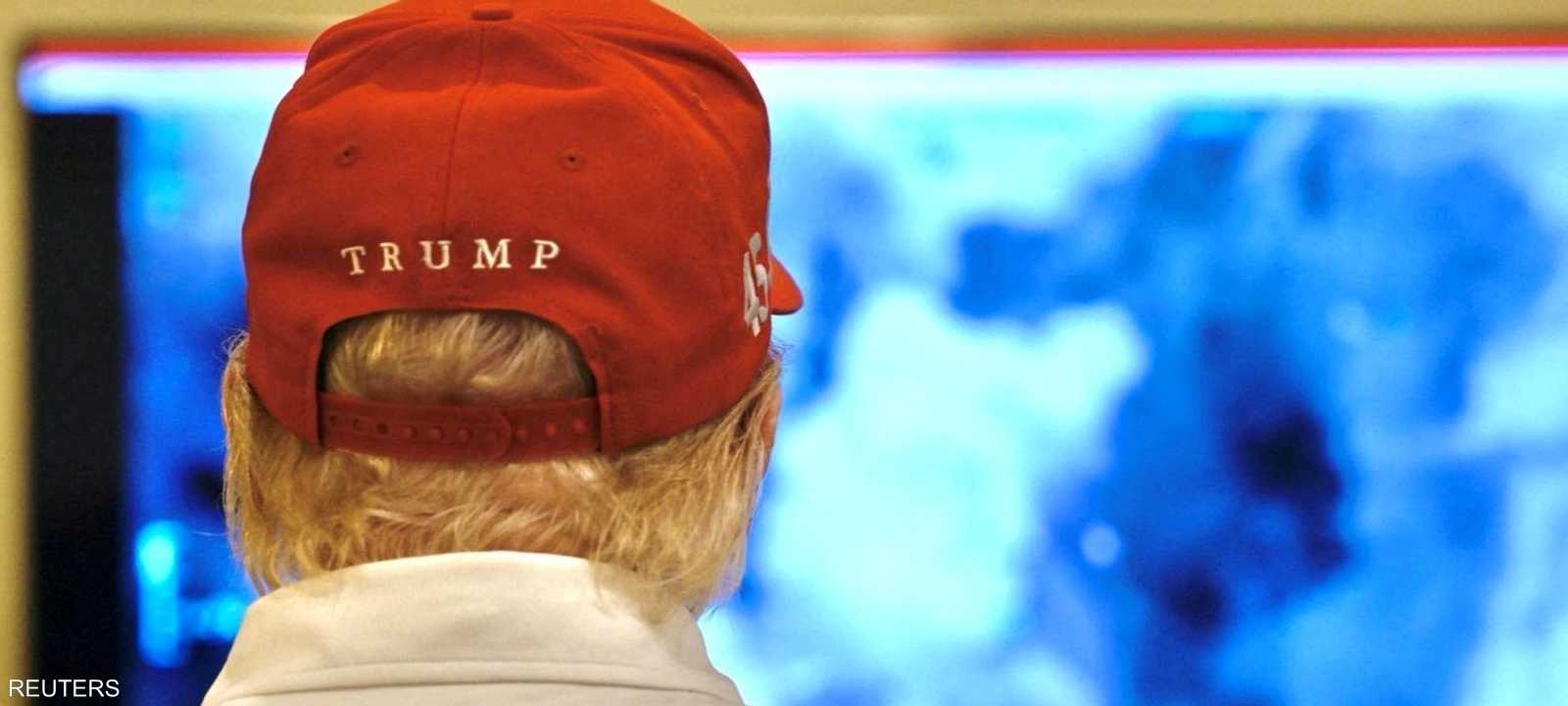 ترامب يتابع بنفسه إطلاق الضربات على اليمن