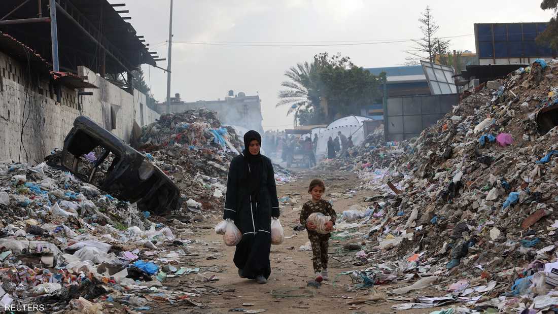 تحت وابل صواريخ إسرائيل.. نزوح جديد يفاقم مأساة غزة