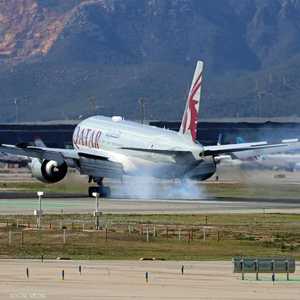 طائرة بوينغ 747-8 الشهيرة بـ"القصر الطائر"