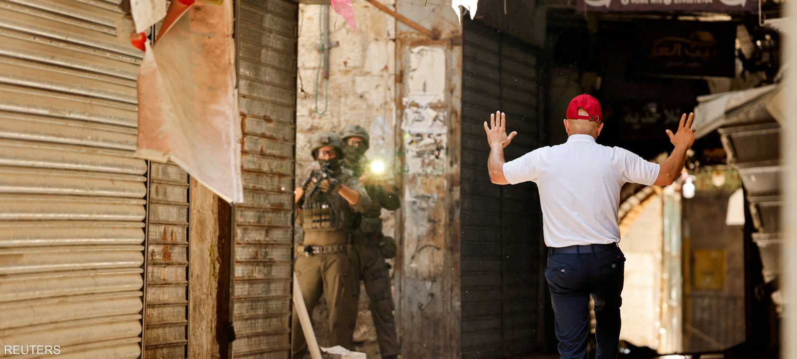 مداهمة سابقة لقوات إسرائيلية في الضفة الغربية -أرشيفية-