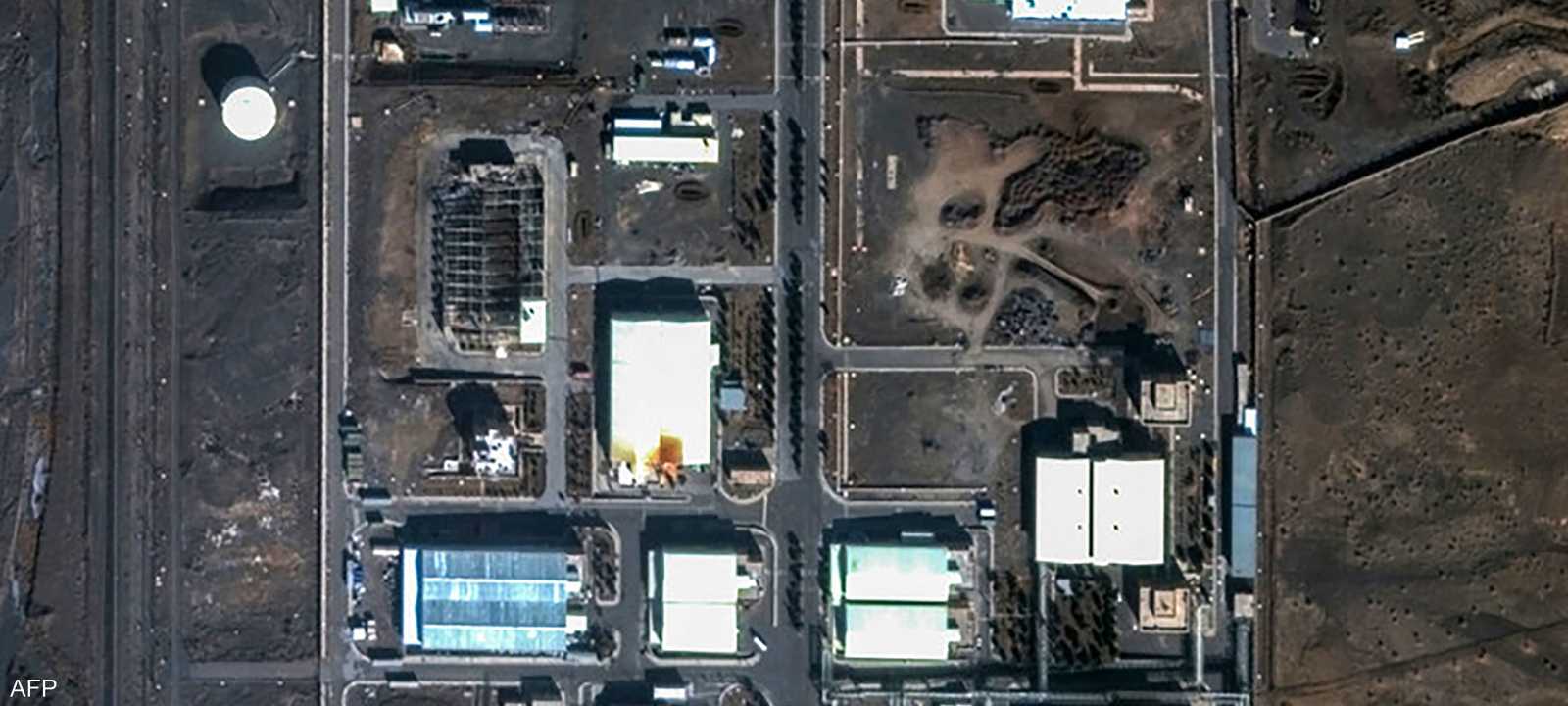 ظهر هذه الصورة الملتقطة بالأقمار الصناعية منشآت نطنز النووية