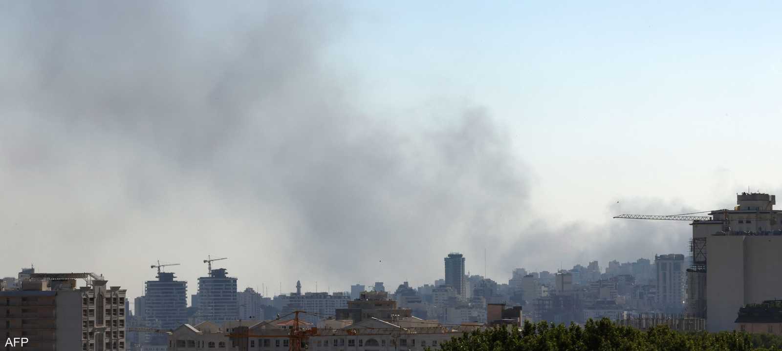الدخان يتصاعد من مناطق عدة في طهران نتيجة القصف الإسرائيلي