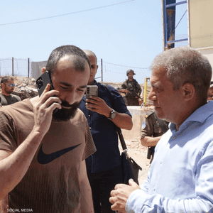 تم إعادة صالح أبو حسين بمساعدة الصليب الأحمر