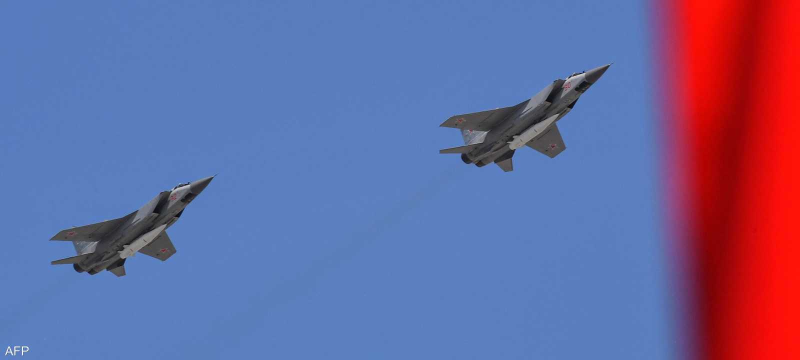 طائرات ميج-31 الروسية تحمل صواريخ كينزال.. أرشيفية