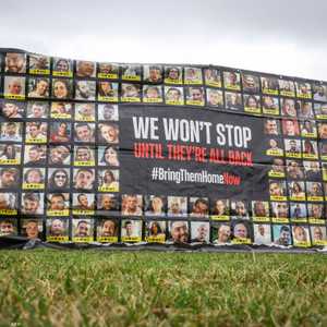 سيحصل كل رهينة على منحة قدرها 16 ألف دولار