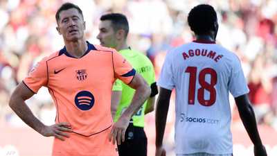 "تلميح" من زوجة ليفاندوفسكي يصدم جمهور برشلونة