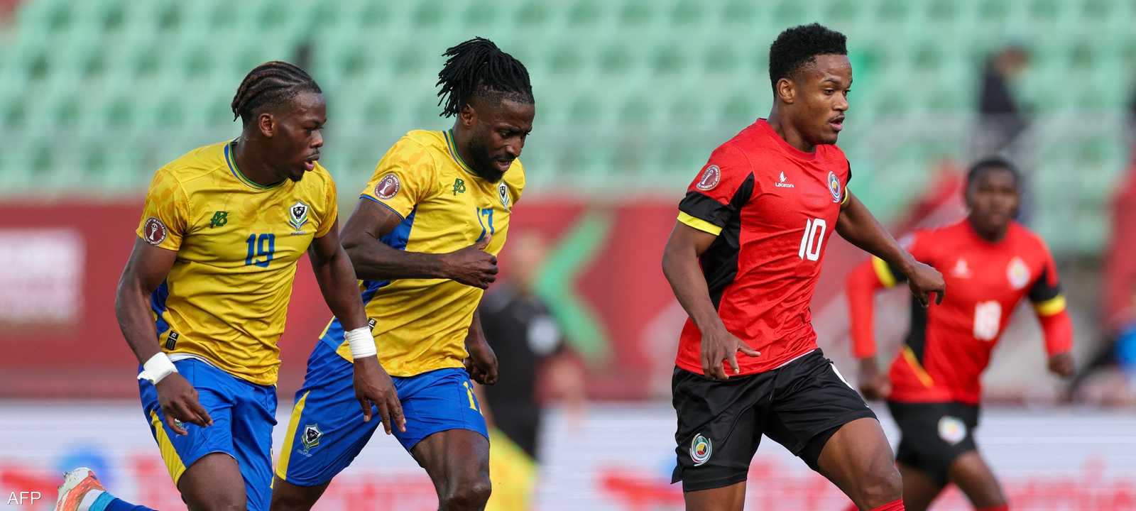 جانب من مباراة منتخب الغابون ونظيره الموزمبيقي