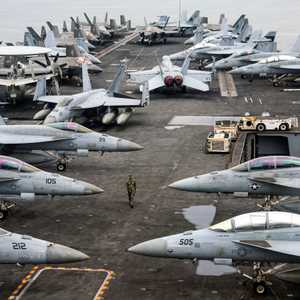 حاملة الطائرات الأميركية يو إس إس أبراهام لينكولن