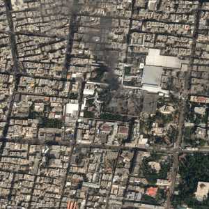 صورة أقمار اصطناعية لمجمع لخامنئي في طهران بعد استهدافه