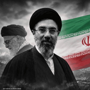 مجتبى هل يكون مرشدا بعد والده؟