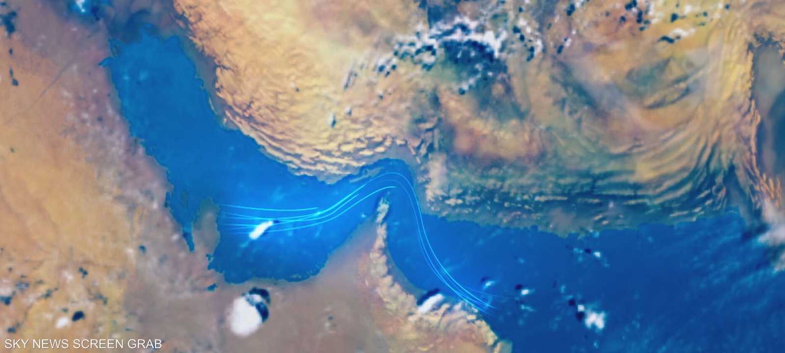 تداعيات عالمية لعرقلة إيران حركة الملاحة في مضيق هرمز