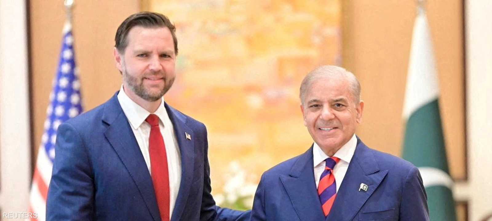 جيه دي فانس مع شهباز شريف