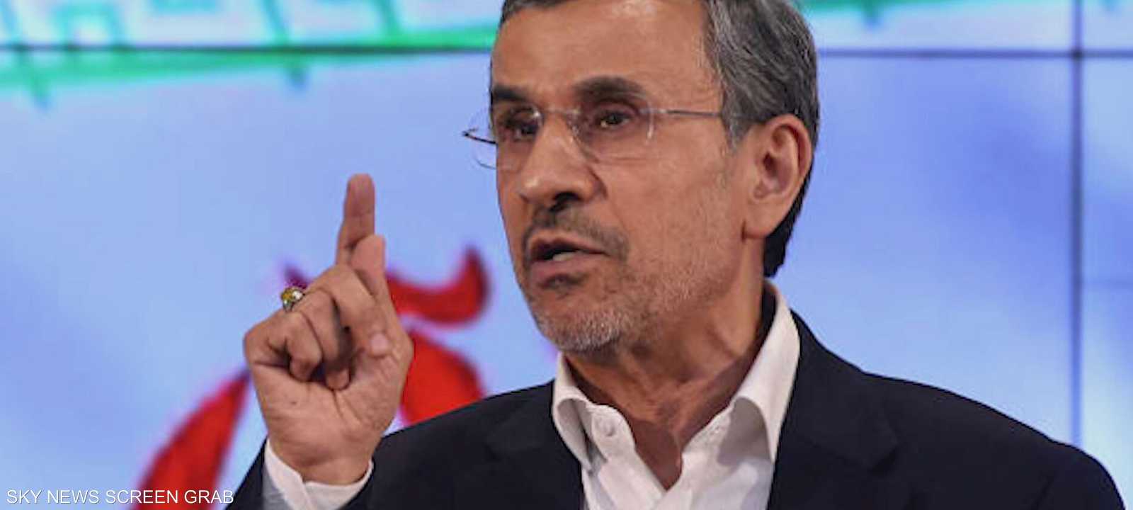 وضع الحرس الثوري الإيراني نجاد قيد الإقاقة الجبرية