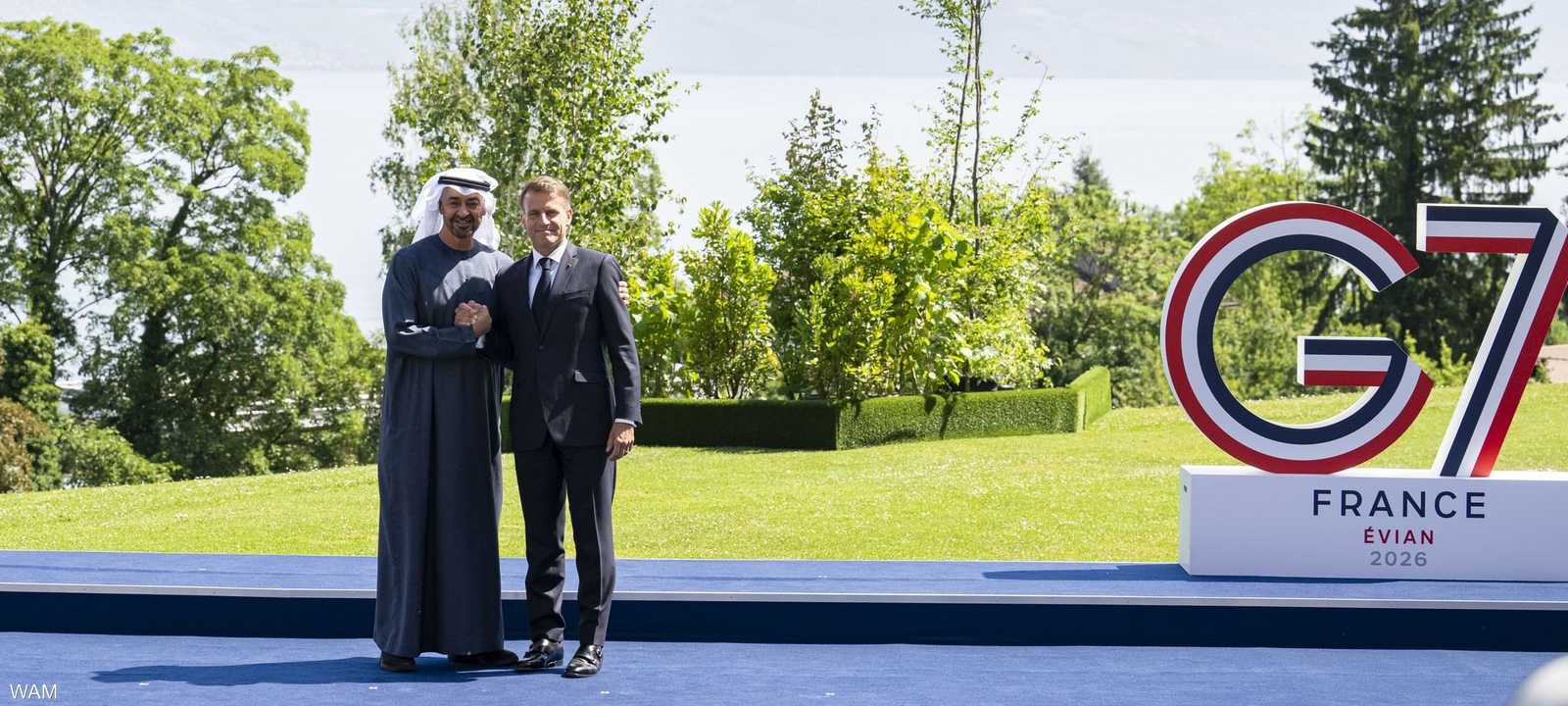 الشيخ محمد بن زايد والرئيس الفرنسي إيمانويل ماكرون