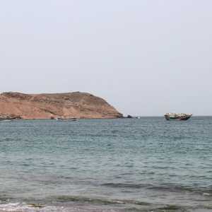 أرشيفية لقوارب في مضيق باب المندب