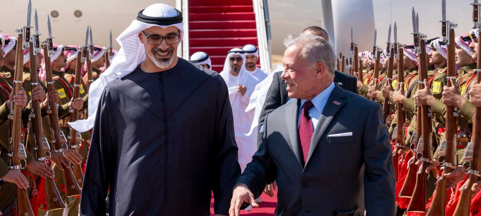 خالد بن محمد بن زايد، ولي عهد أبوظبي، يصل إلى مدينة العقبة