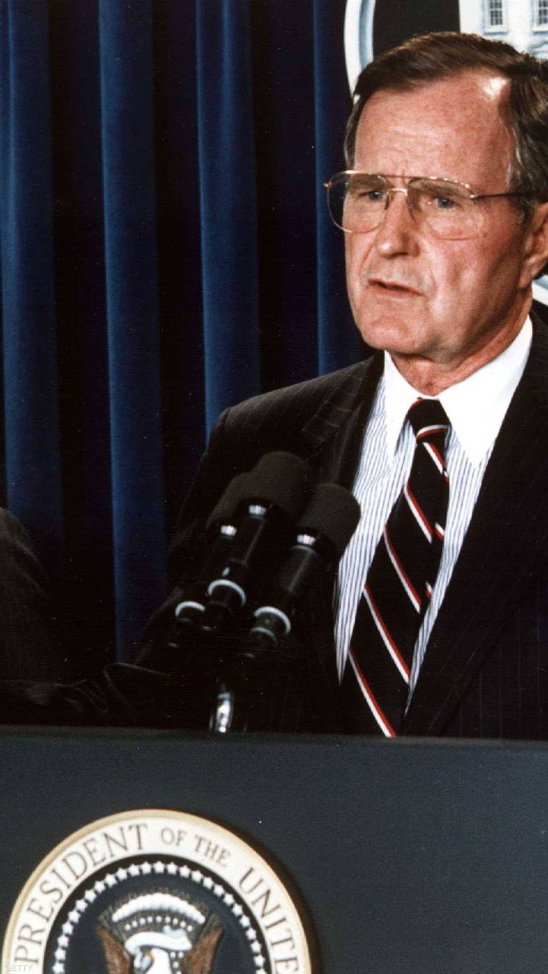 شغل بوش الأب الرئاسة لفترة واحدة فقط بين عامي 1989 و1993