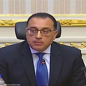 مصر.. حظر حركة المواطنين ووسائل النقل