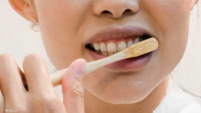 تنظيف الأسنان ضروري للخفاظ على صحة الفم