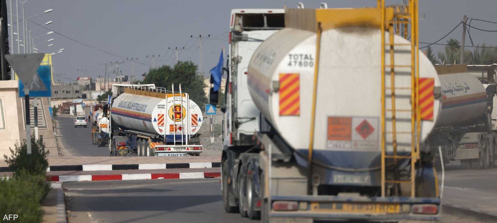 شاحنات وقود تدخل غزة.. أرشيفية