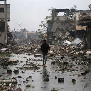 مباني مدمرة وسط قطاع غزة