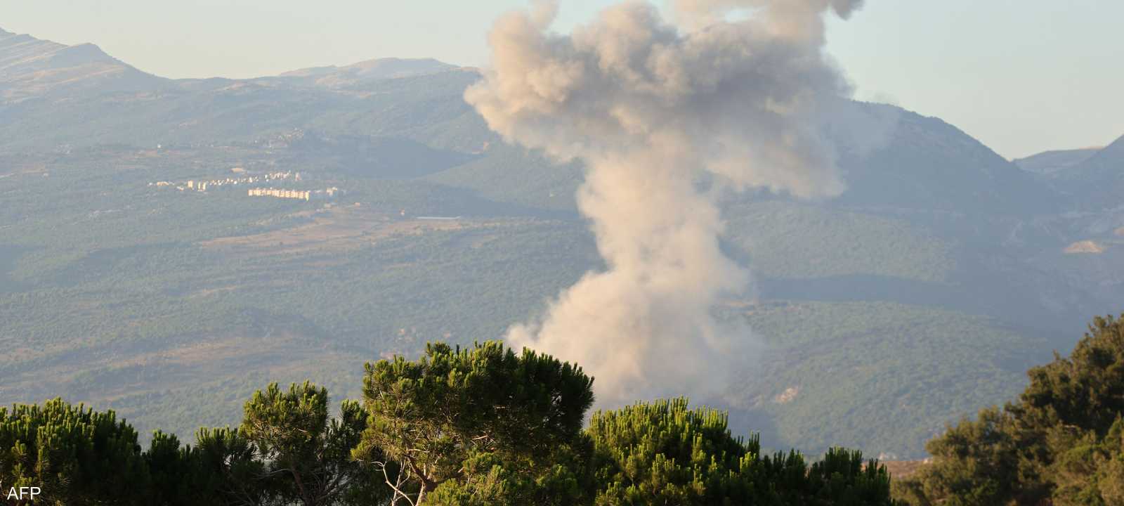 تشن إسرائيل غارات في جنوب لبنان وشرقه