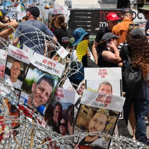 عائلات الإسرائيليين المحتجزين رهائن في قطاع غزة_أرشيف