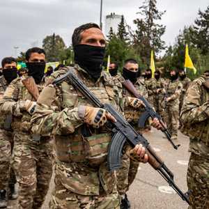 أرشيفية لمقاتلين من قوات سوريا الديمقراطية