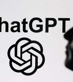 طالب الدعوى بتعويضات مالية