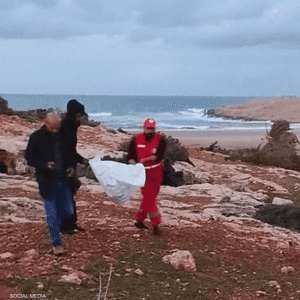 الهلال الأحمر الليبي ينتشل جثة من البحر المتوسط (أرشيفية)