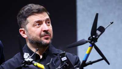 زيلينسكي يرسل خبراء أوكرانيين للشرق الأوسط