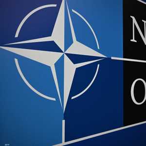 أرشيفية لشعار الناتو
