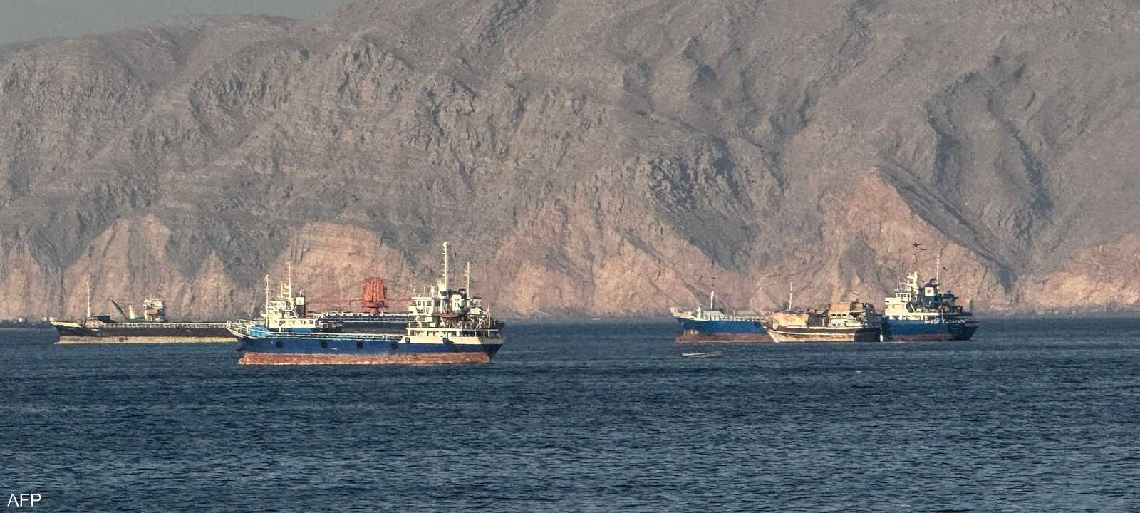 أرشيفية لسفن  قرب مضيق هرمز