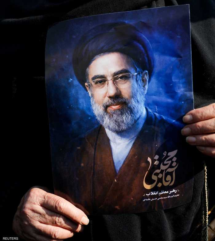 مجتبى خامنئي لم يظهر "رسميا" منذ مقتل والده