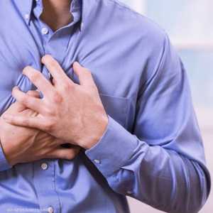 هناك علامات قد تُنذر بخطر الموت القلبي المفاجئ