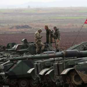 قوات تركية على الحدود مع سوريا