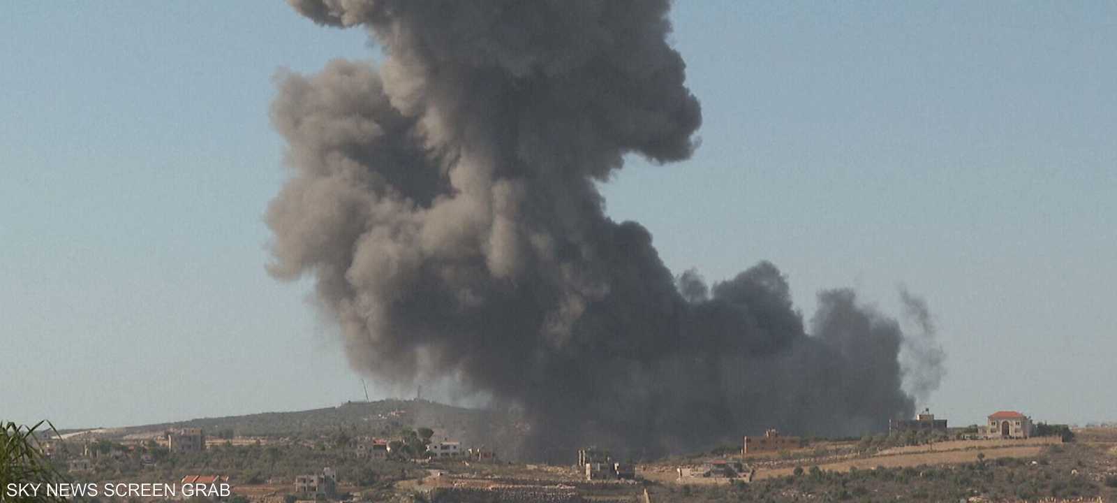 تشهد جبهة لبنان قصفا متبادلا منذ بدء الحرب في غزة